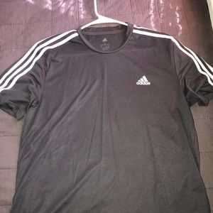 Adidas T-shirt